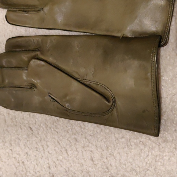 Bruno Di Costanzo handcrafted Olive Leather XL gloves with silk lining - Picture 2 of 14